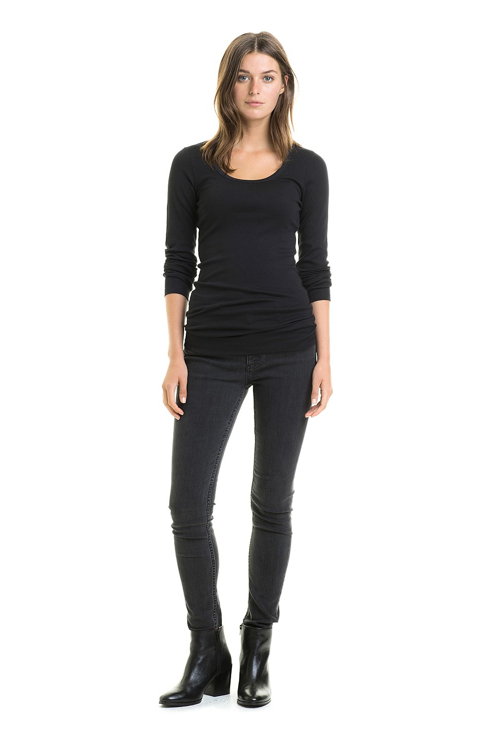 Scoop Neck Layering T-Shirt