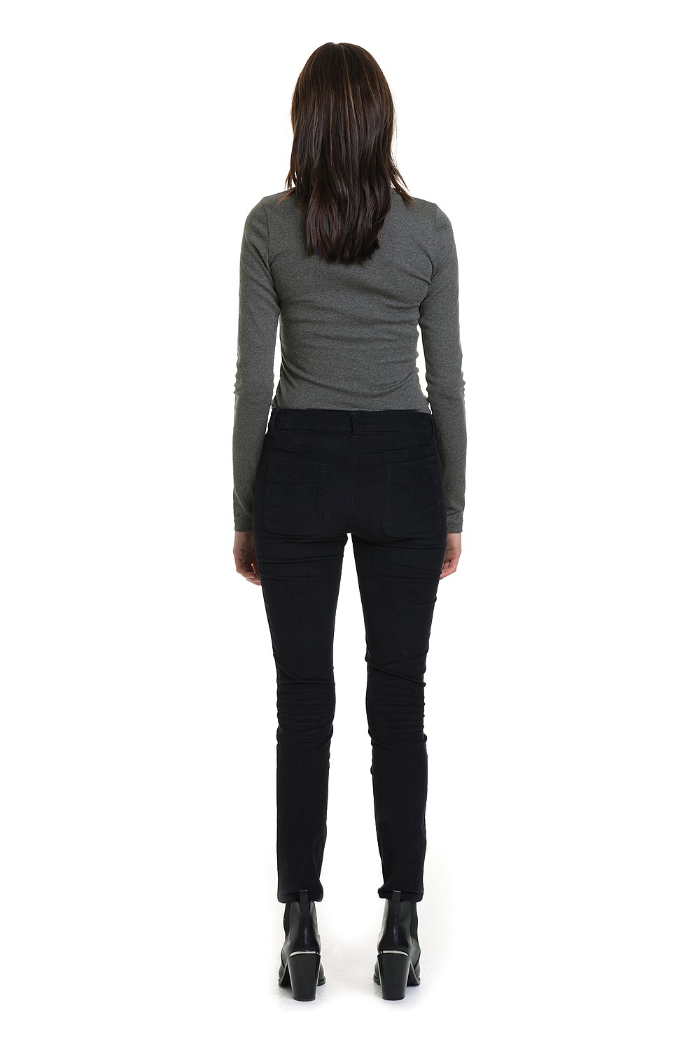 Scoop Neck Layering T-Shirt