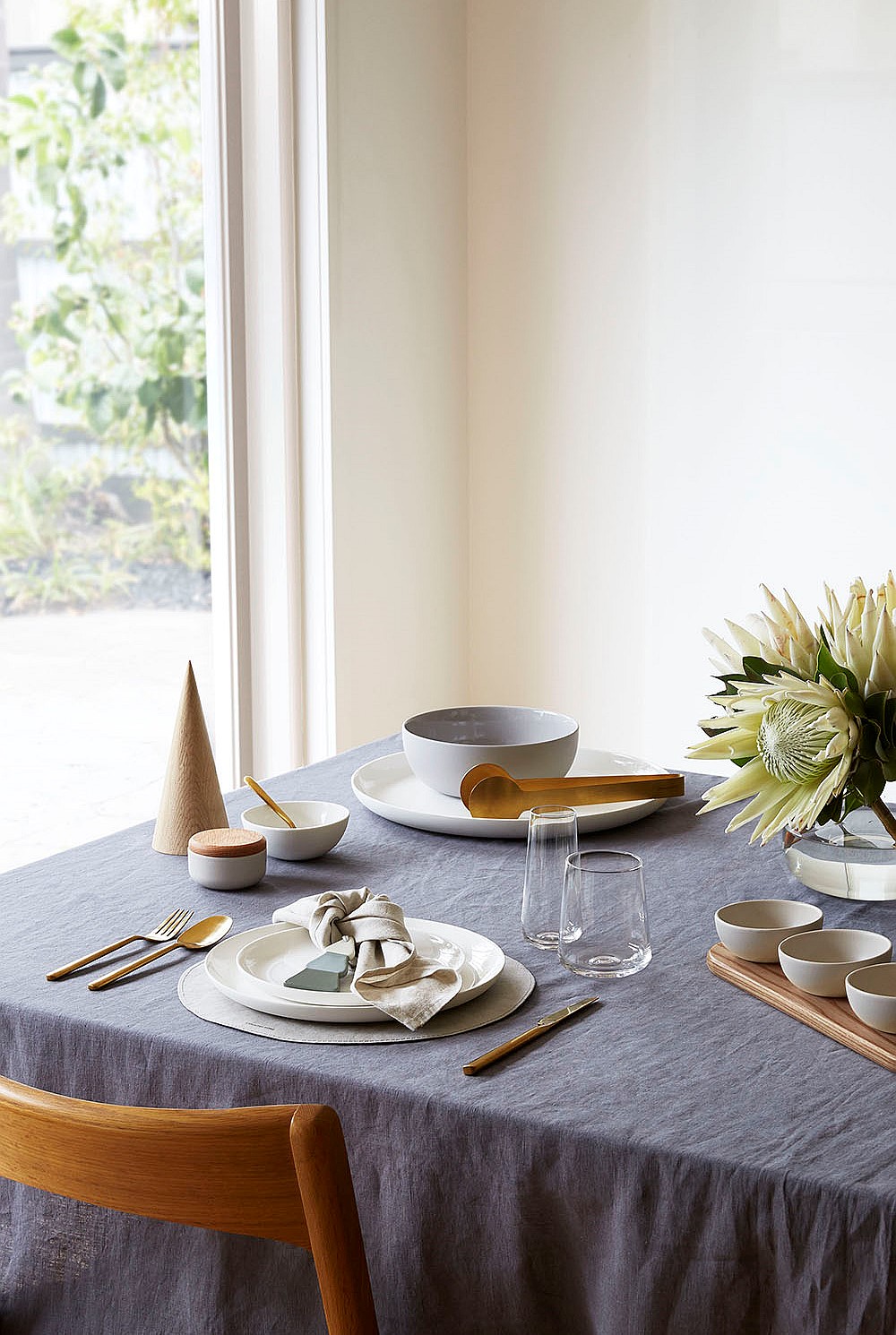Esta Table Cloth