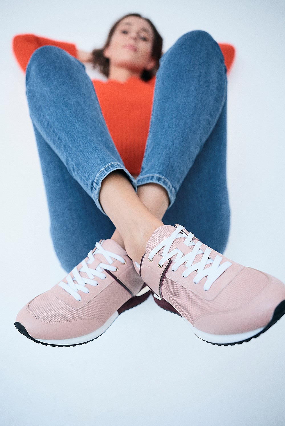 Billie Sneaker