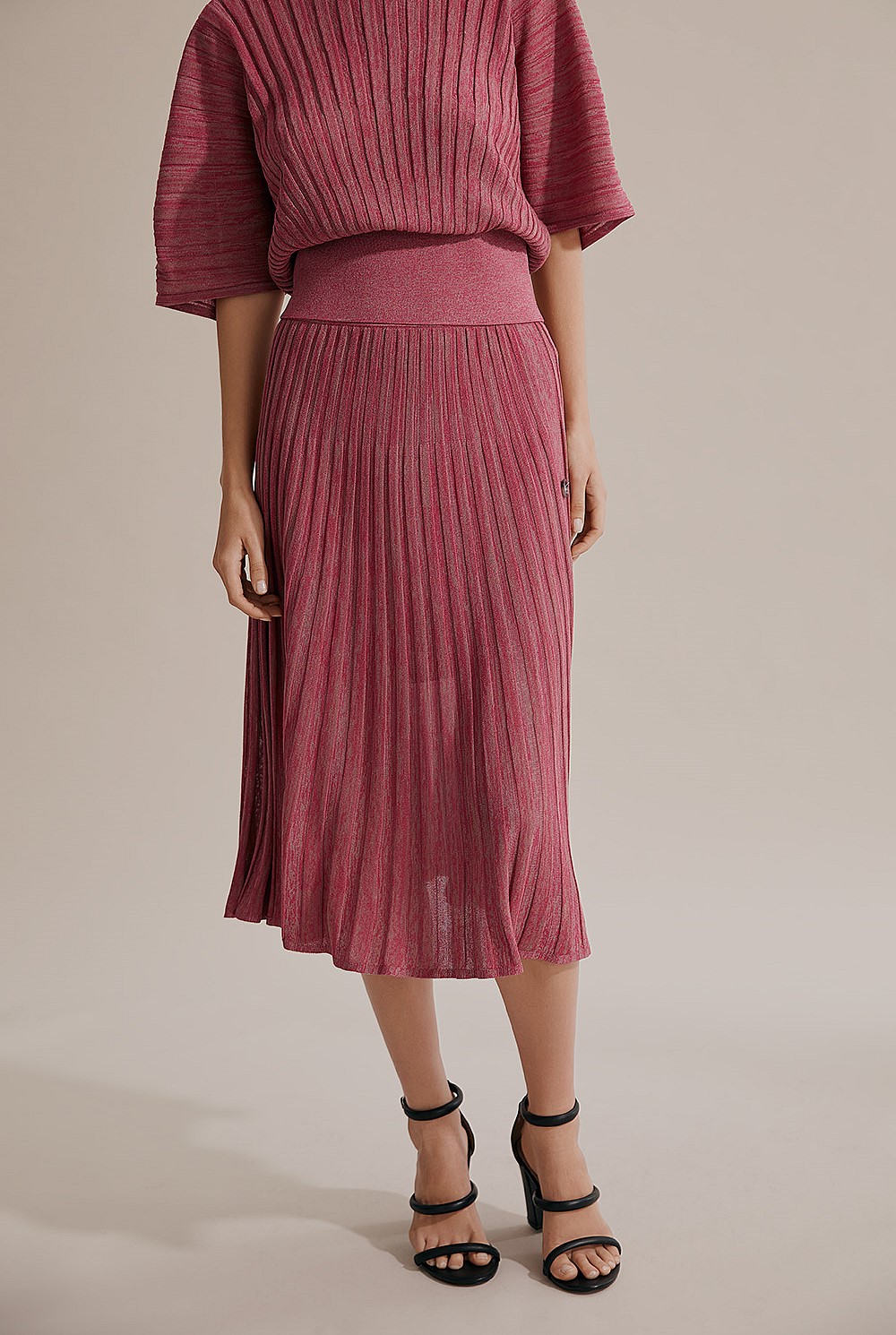 Pleated Knit Skirt