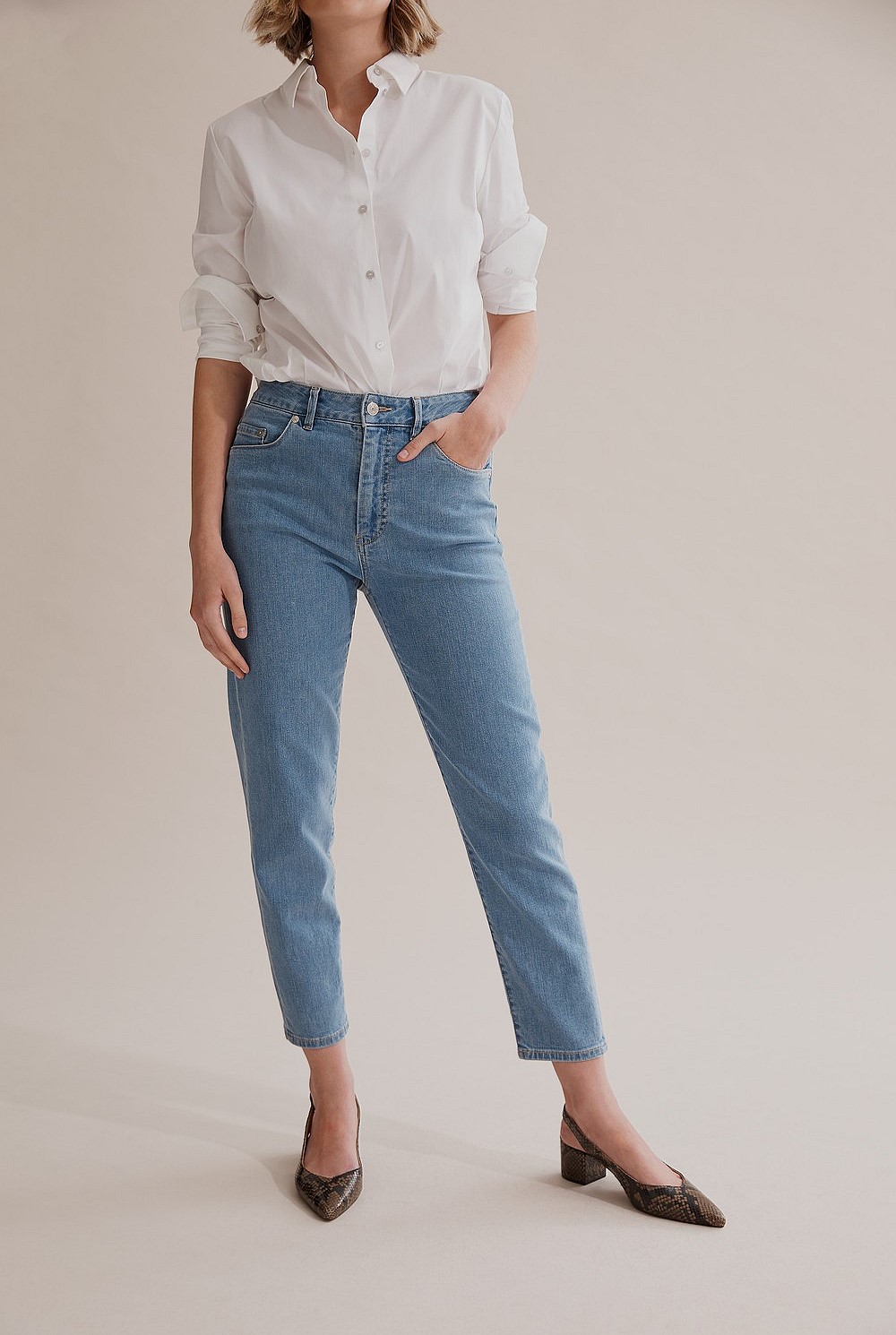 Tapered Crop Jean