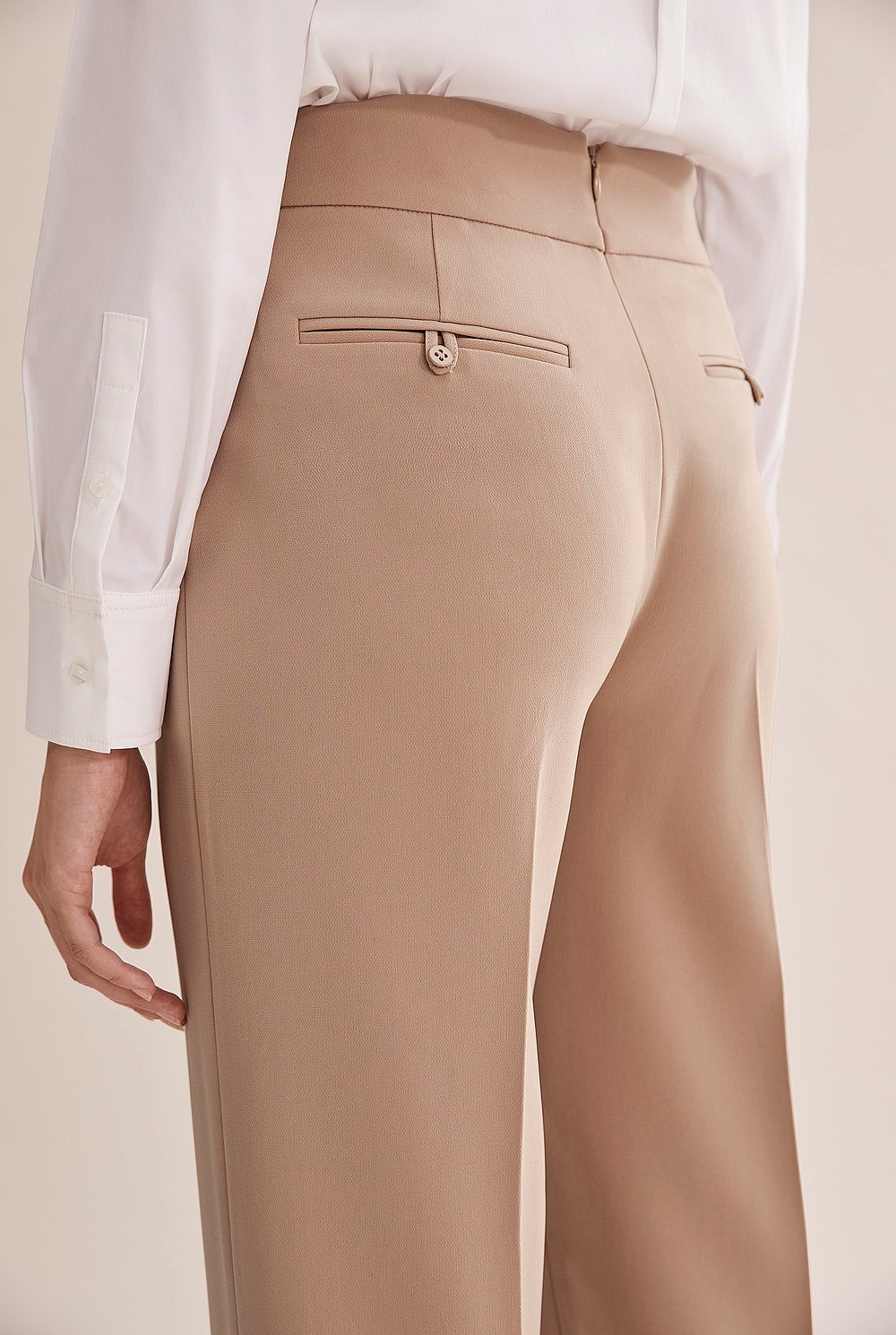 Cropped Wide Leg Pant