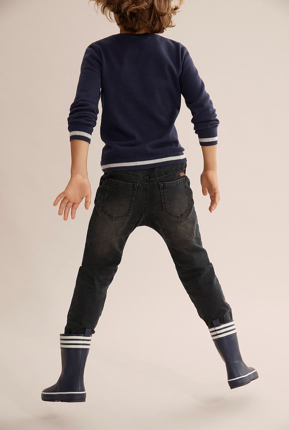 Wolf Knit