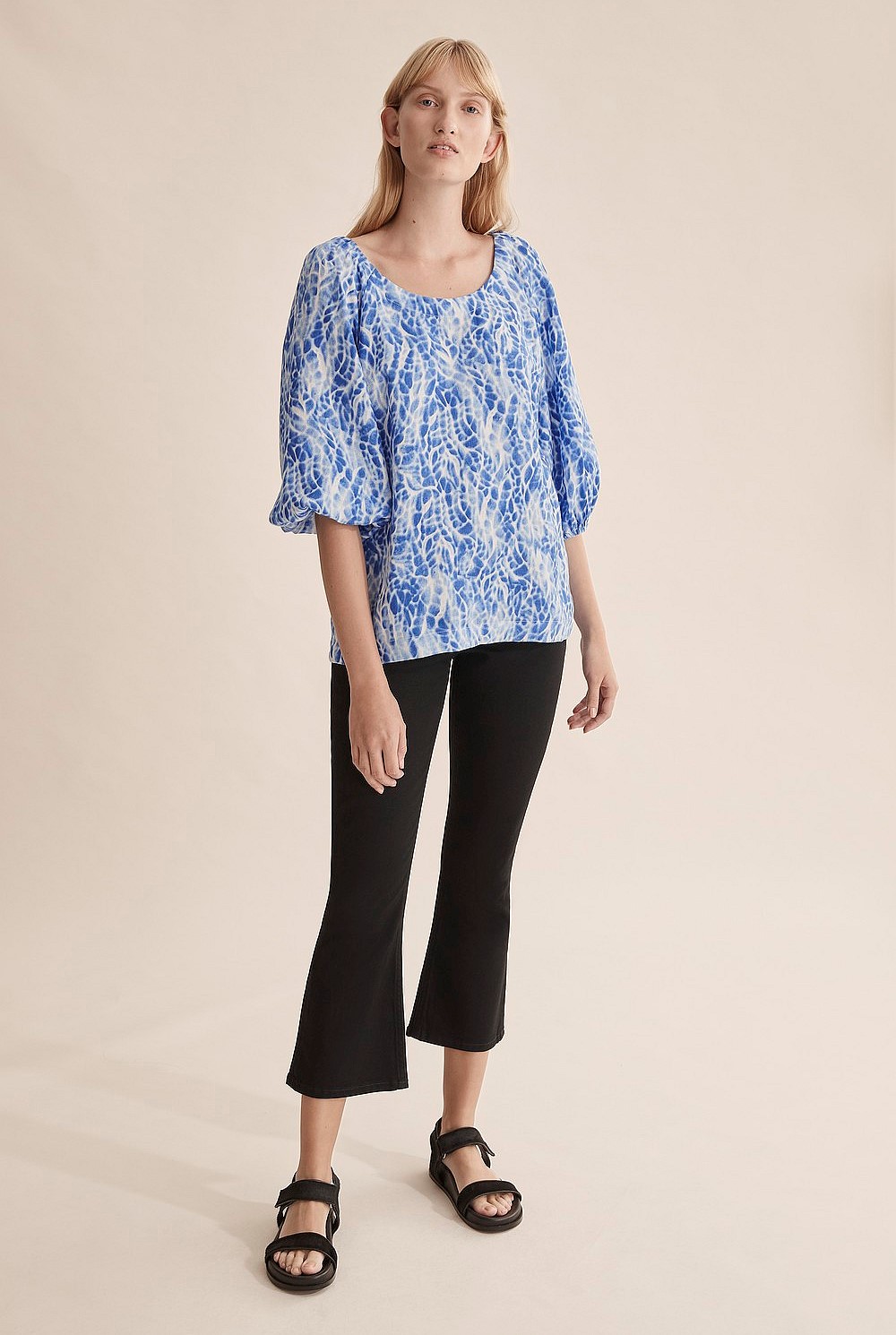 Linen Puff Sleeve Top