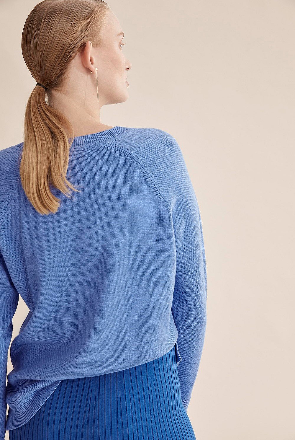 Cotton Linen V-Neck Knit