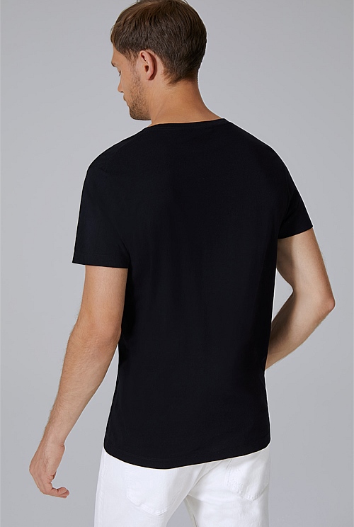 6865 Black Crew Neck T-Shirt